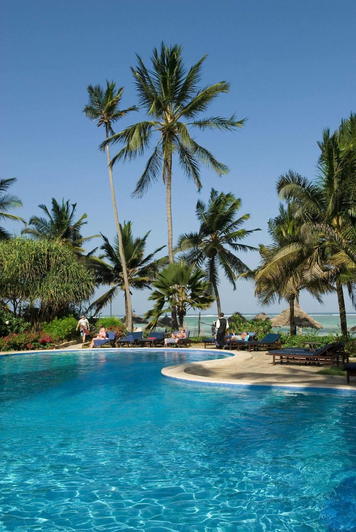 Breezes Beach Club And Spa Bwejuu Kültér fotó
